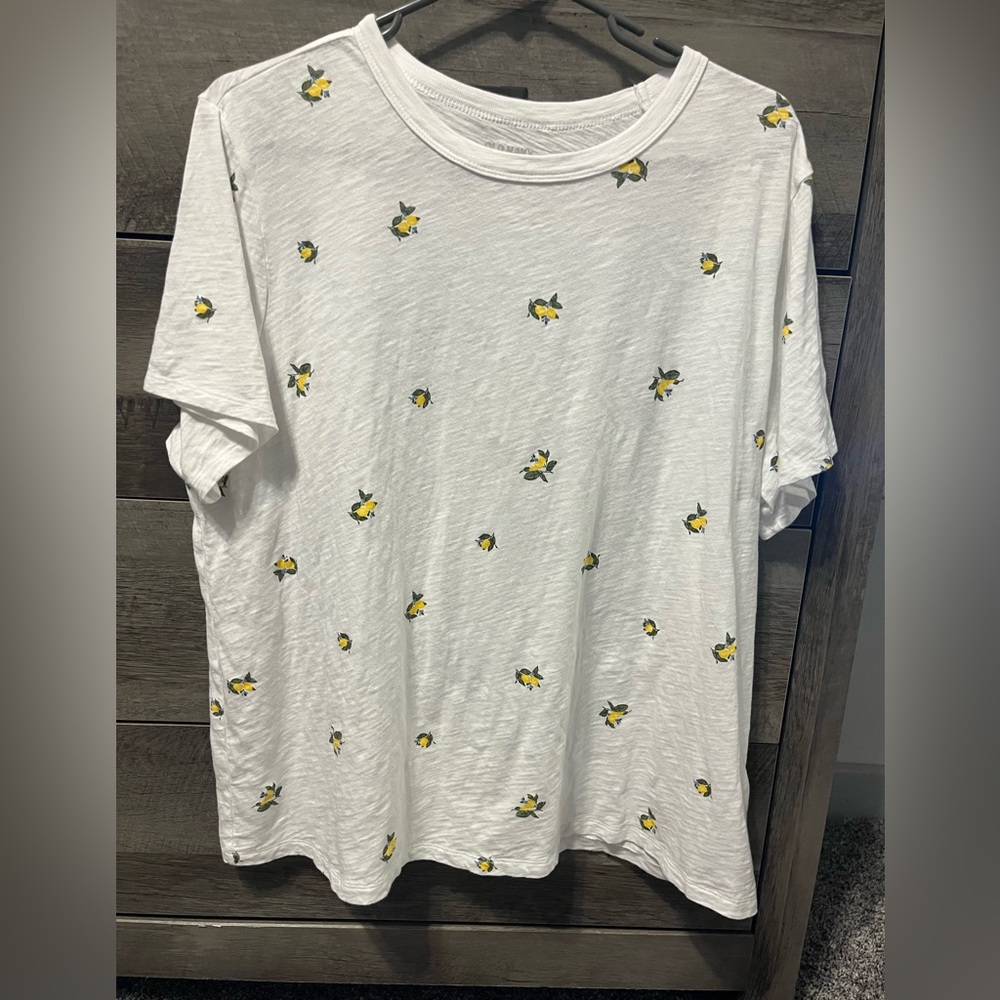 Women’s Graphic Shirt